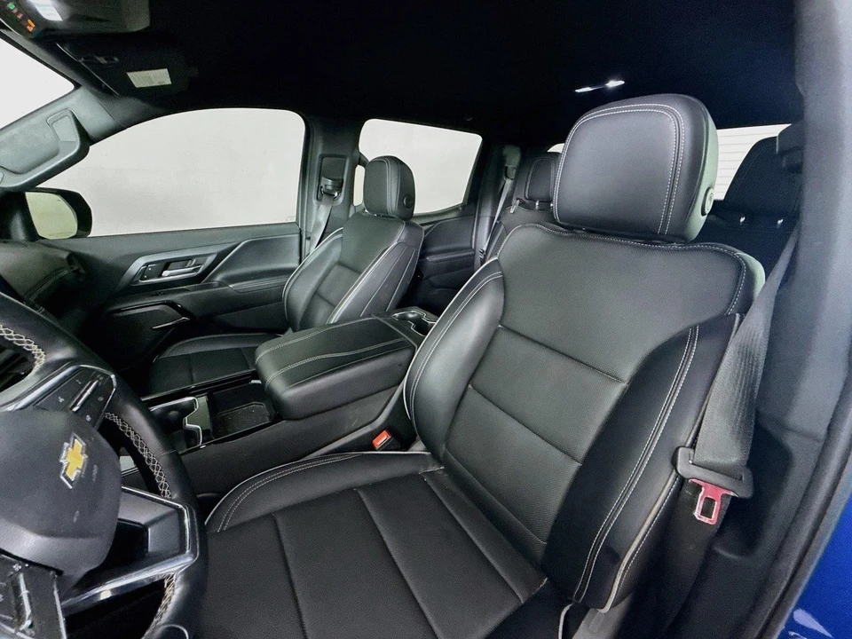 2025 Chevrolet Silverado - Image 6 of 16