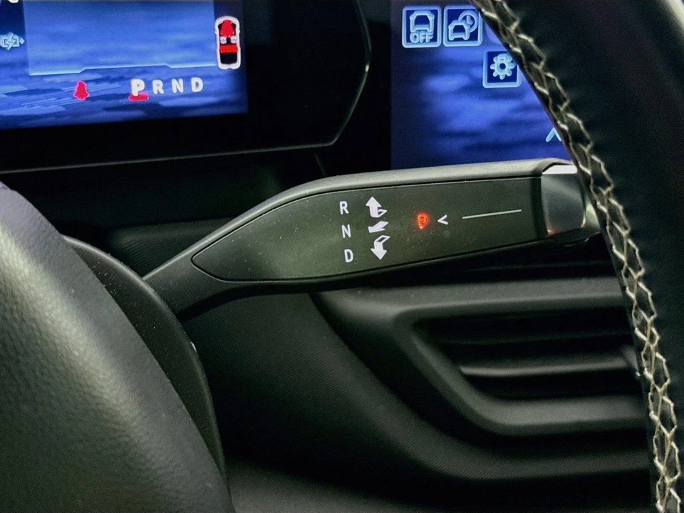 2025 Chevrolet Silverado - Image 9 of 16