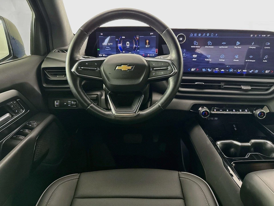 2025 Chevrolet Silverado - Image 10 of 31