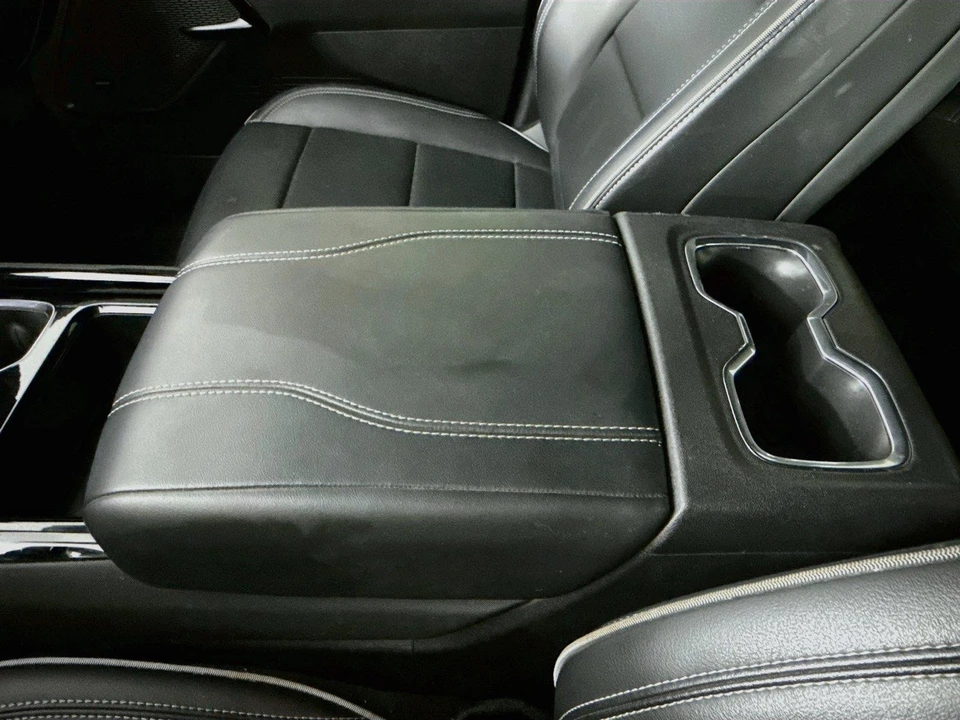 2025 Chevrolet Silverado - Image 15 of 31
