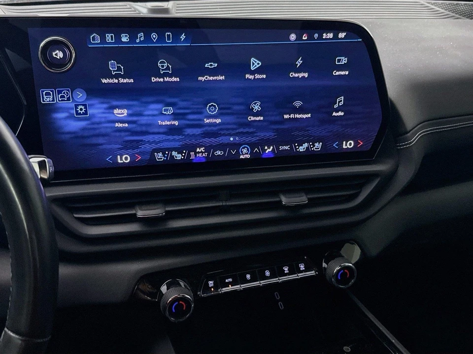 2025 Chevrolet Silverado - Image 11 of 16
