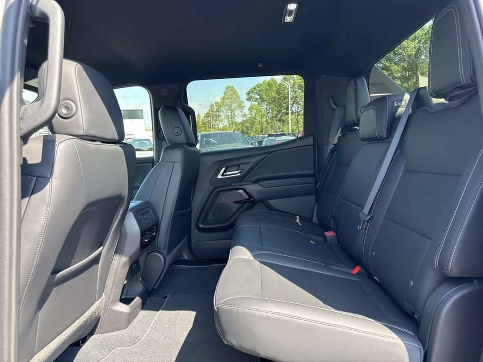 2025 Chevrolet Silverado - Image 12 of 12