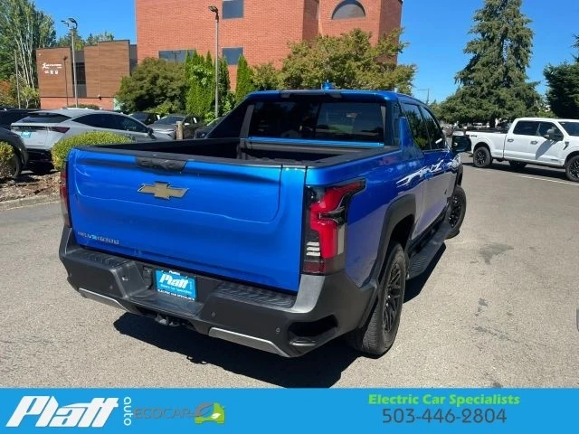 2025 Chevrolet Silverado - Image 9 of 31