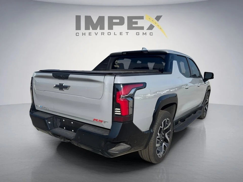 2025 Chevrolet Silverado - Image 6 of 15