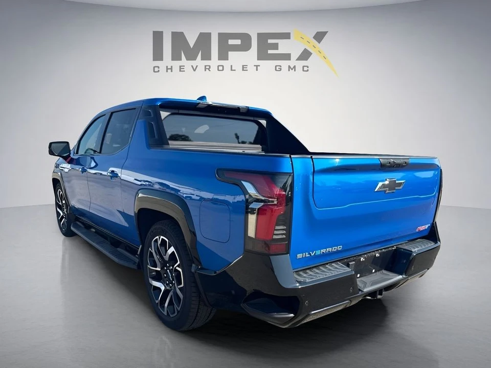 2025 Chevrolet Silverado - Image 3 of 15
