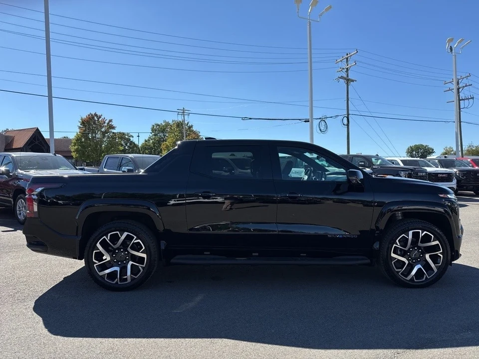 2025 Chevrolet Silverado 4th Gen - Image 6 of 12