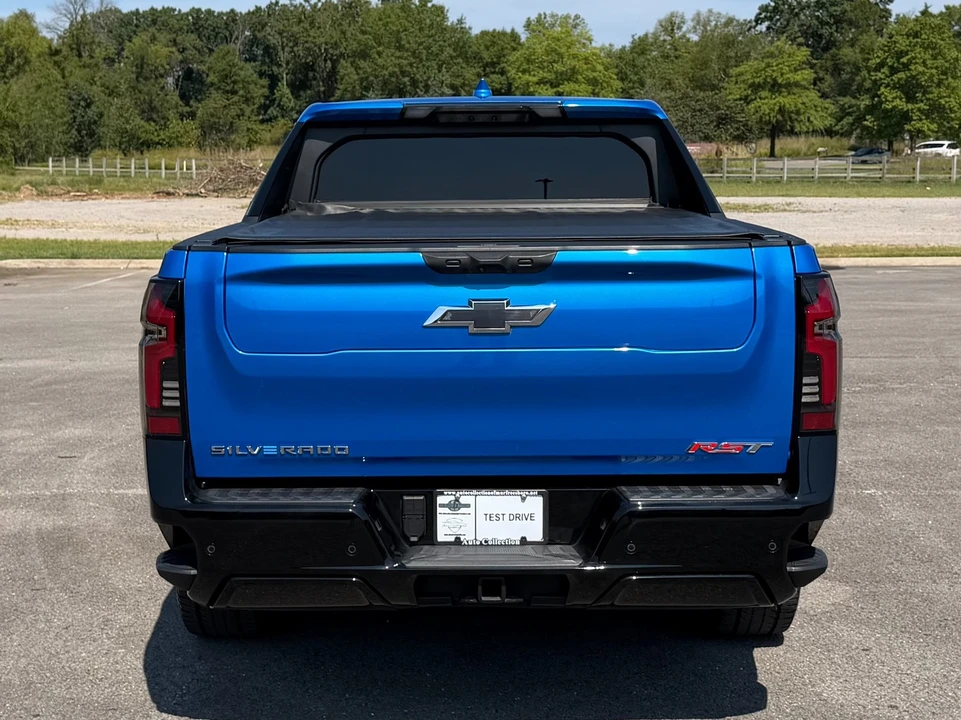 2025 Chevrolet Silverado - Image 6 of 31