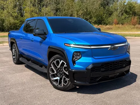 2025 Chevrolet Silverado EV RST