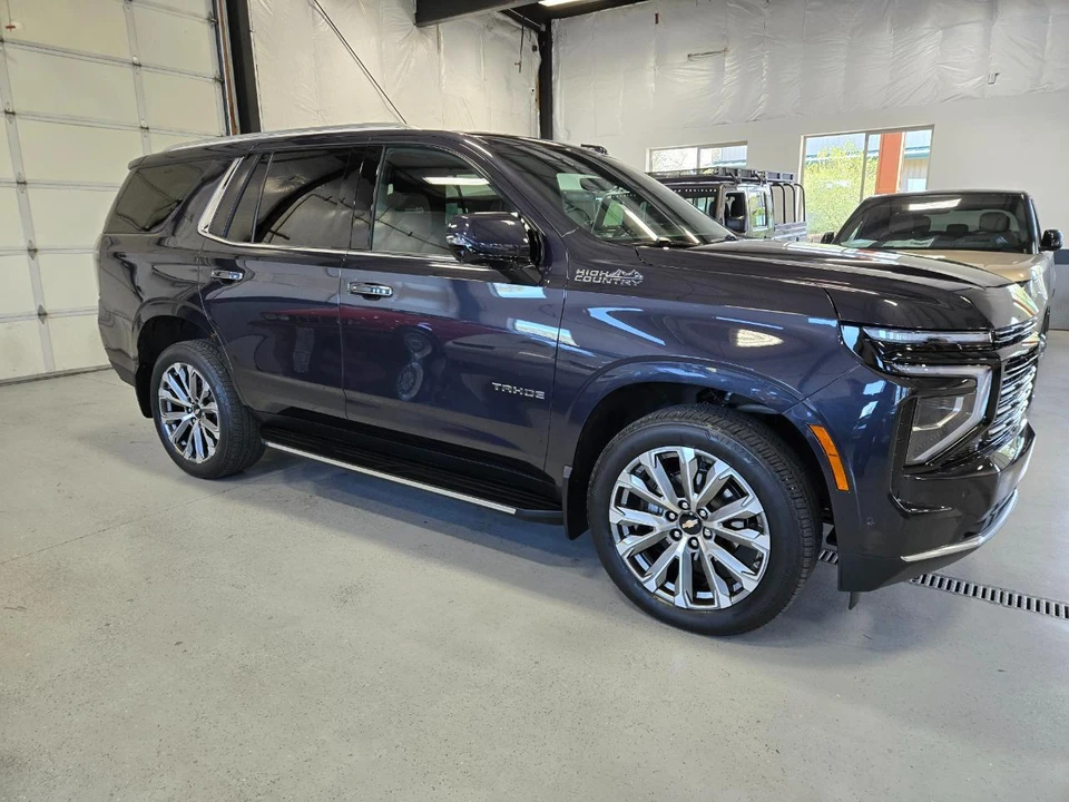 2025 Chevrolet Tahoe 5th Gen - Image 3 of 19