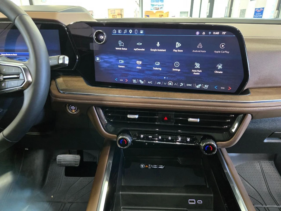 2025 Chevrolet Tahoe 5th Gen - Image 15 of 19
