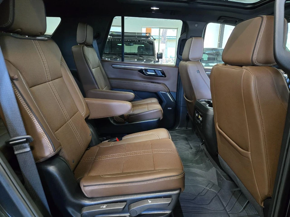 2025 Chevrolet Tahoe 5th Gen - Image 12 of 19