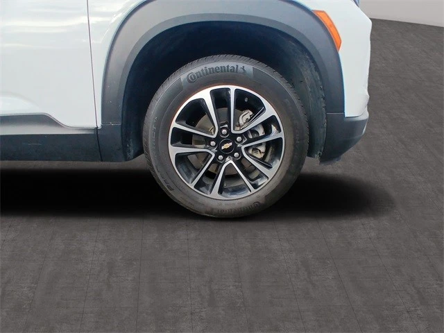 2025 Chevrolet Trailblazer - Image 10 of 12