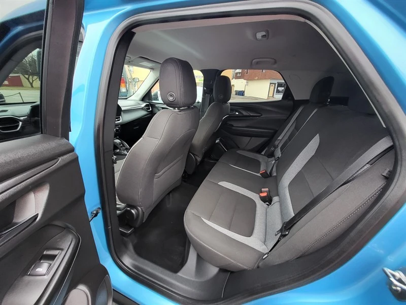 2025 Chevrolet Trailblazer - Image 10 of 15