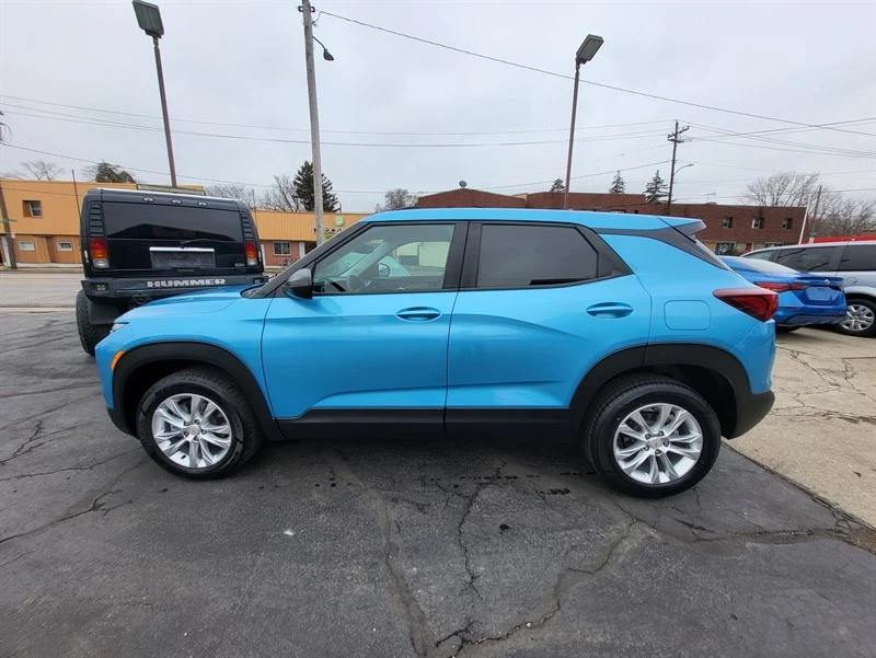 2025 Chevrolet Trailblazer - Image 8 of 15