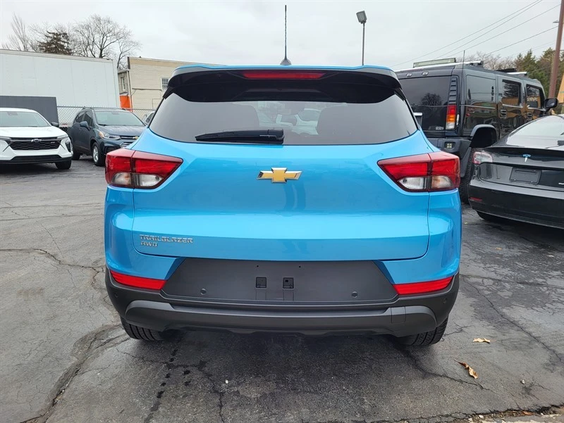 2025 Chevrolet Trailblazer - Image 6 of 15