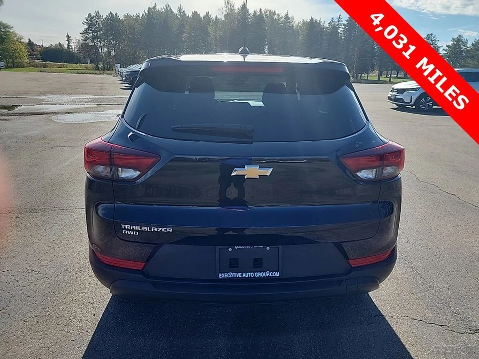 2025 Chevrolet Trailblazer - Image 8 of 17