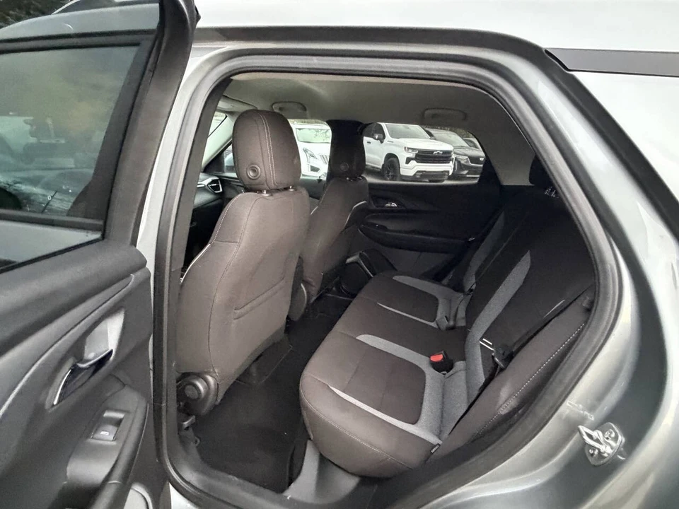 2025 Chevrolet Trailblazer - Image 10 of 20