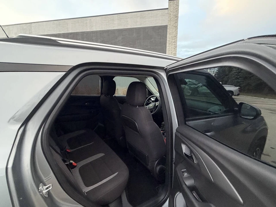 2025 Chevrolet Trailblazer - Image 17 of 20