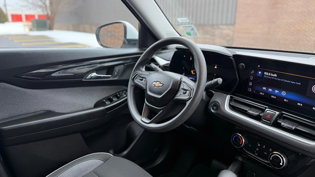 2025 Chevrolet Trailblazer - Image 13 of 21