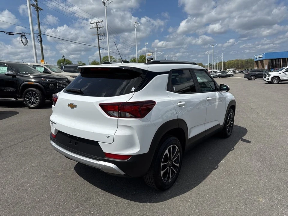 2025 Chevrolet Trailblazer - Image 5 of 21