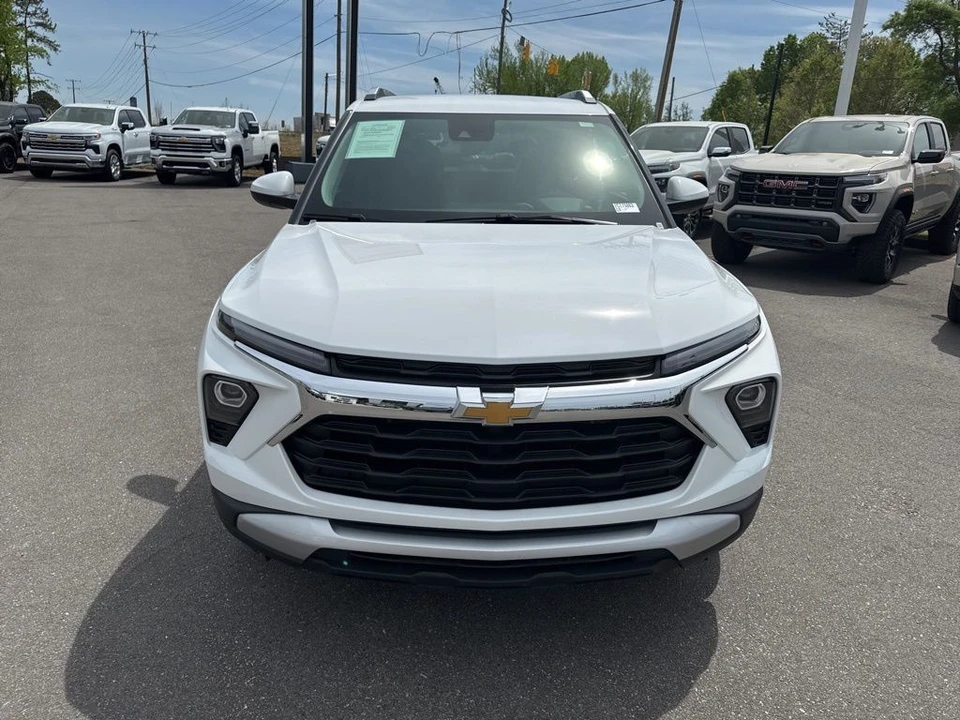 2025 Chevrolet Trailblazer - Image 8 of 21