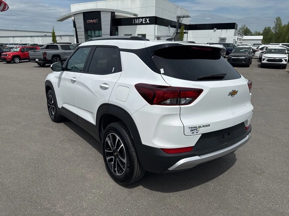 2025 Chevrolet Trailblazer - Image 3 of 21