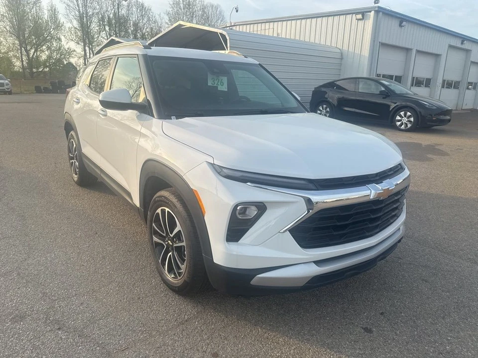 2025 Chevrolet Trailblazer - Image 4 of 7