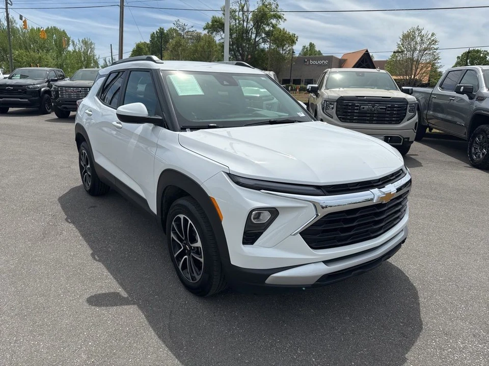 2025 Chevrolet Trailblazer - Image 7 of 21