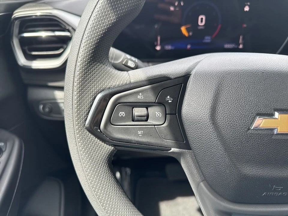 2025 Chevrolet Trailblazer - Image 14 of 21