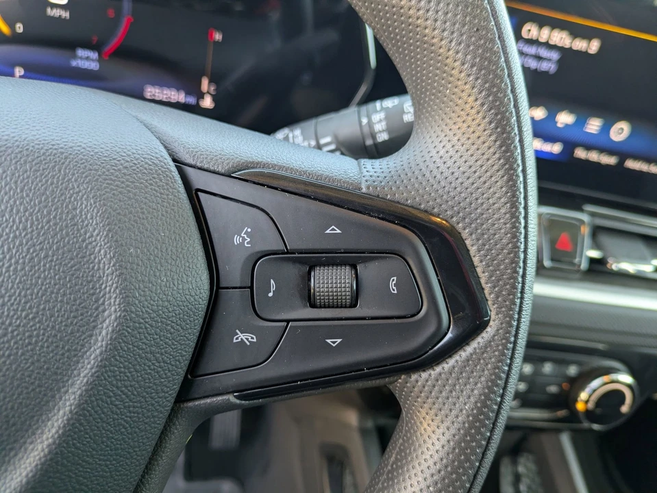 2025 Chevrolet Trailblazer - Image 19 of 21