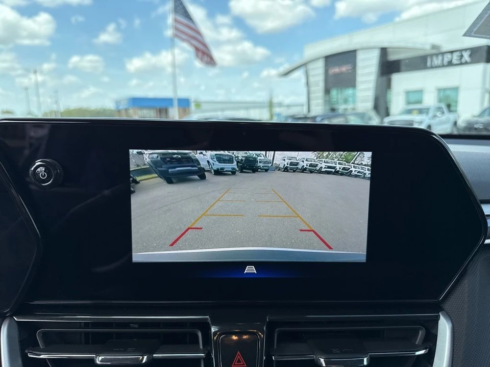 2025 Chevrolet Trailblazer - Image 18 of 21