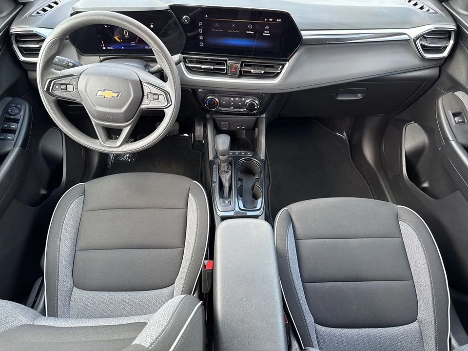 2025 Chevrolet Trailblazer - Image 12 of 21