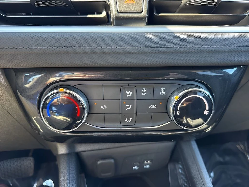 2025 Chevrolet Trailblazer - Image 17 of 21