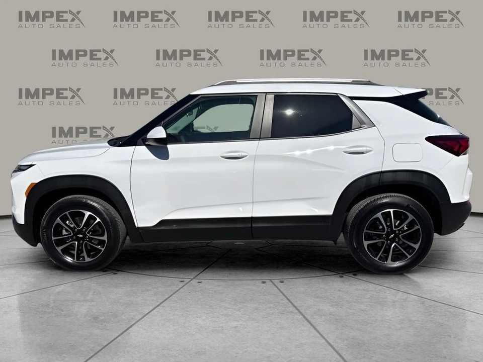 2025 Chevrolet Trailblazer - Image 2 of 21