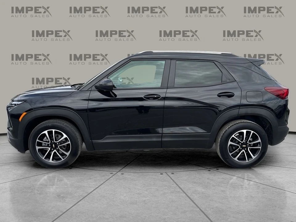 2025 Chevrolet Trailblazer - Image 2 of 21
