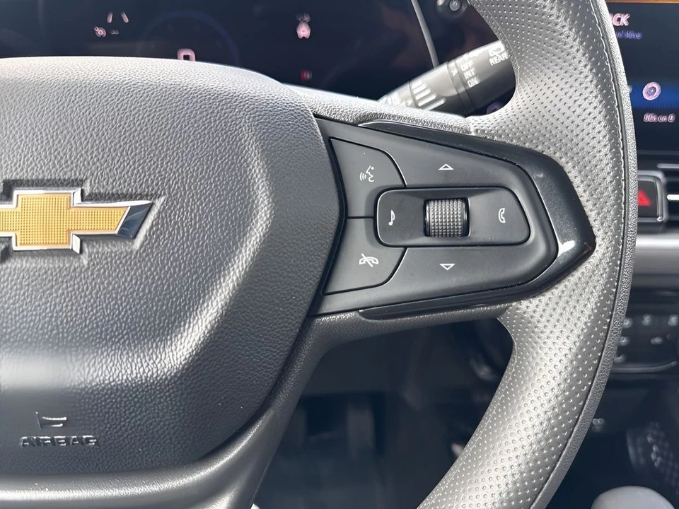 2025 Chevrolet Trailblazer - Image 14 of 21