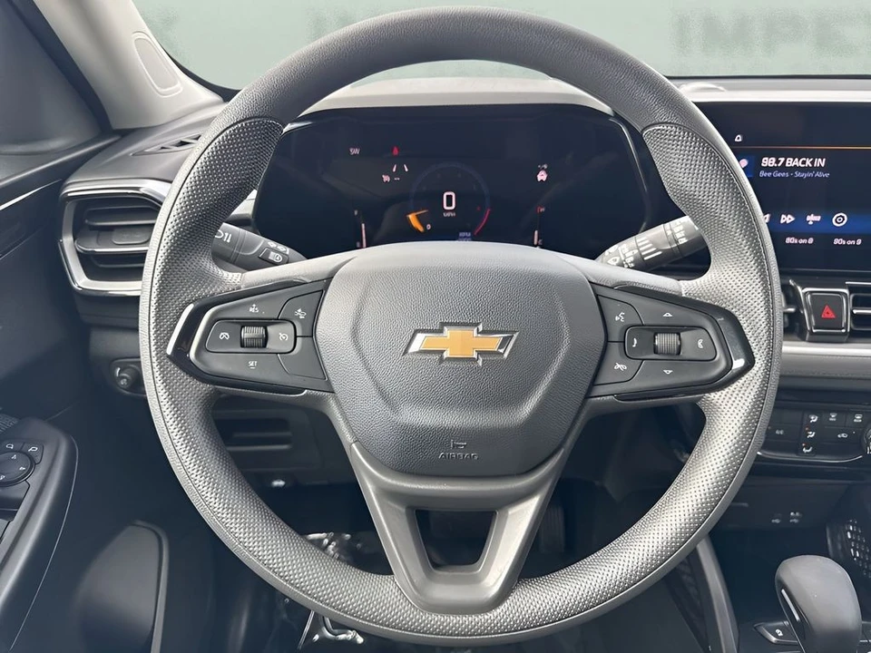 2025 Chevrolet Trailblazer - Image 12 of 21