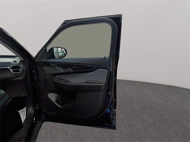 2025 Chevrolet Trailblazer - Image 16 of 21