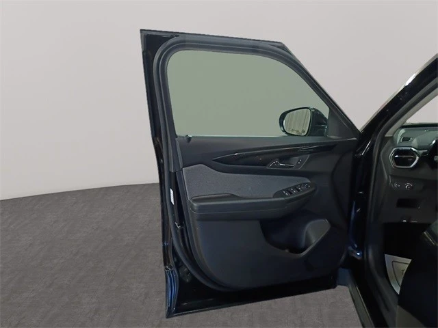 2025 Chevrolet Trailblazer - Image 11 of 21