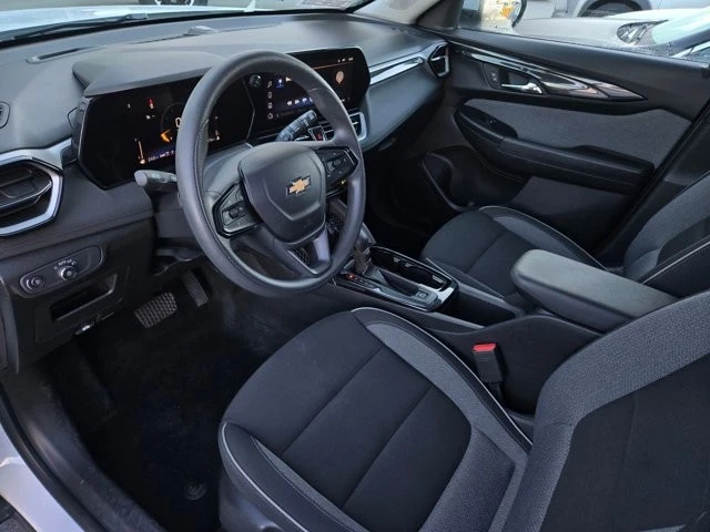 2025 Chevrolet Trailblazer - Image 8 of 12