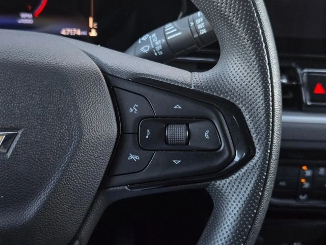 2025 Chevrolet Trailblazer - Image 19 of 21
