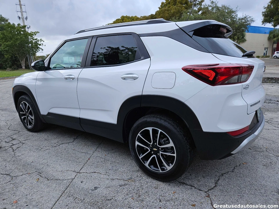 2025 Chevrolet Trailblazer - Image 4 of 21