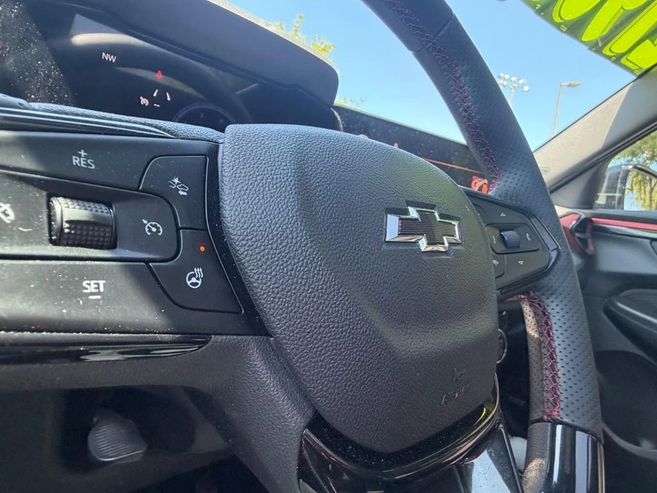 2025 Chevrolet Trailblazer - Image 12 of 21