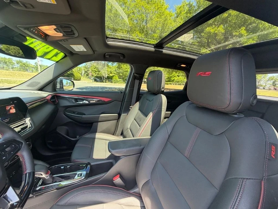 2025 Chevrolet Trailblazer - Image 10 of 21