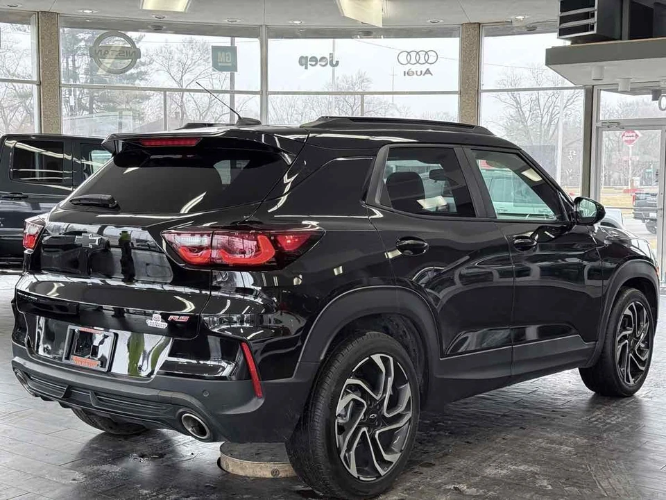 2025 Chevrolet Trailblazer - Image 9 of 21