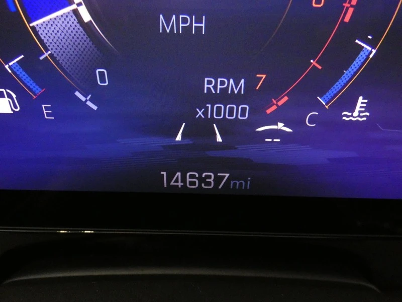 2025 Chevrolet Traverse - Image 19 of 21