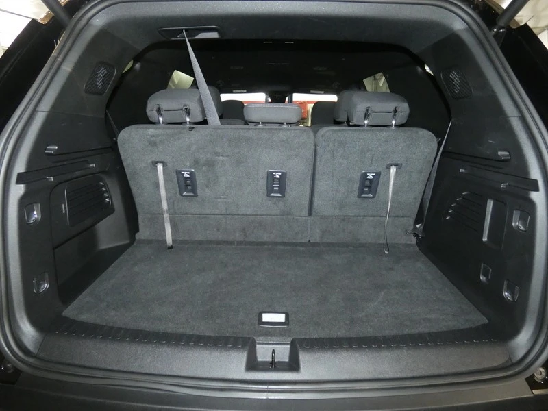 2025 Chevrolet Traverse - Image 6 of 21