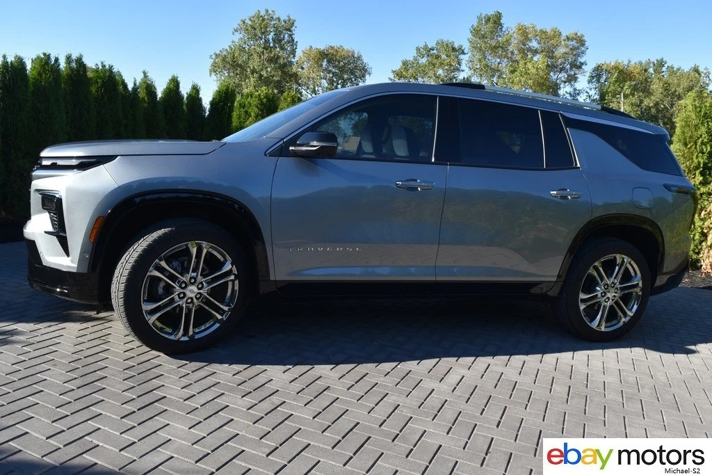 2025 Chevrolet Traverse - Image 8 of 21