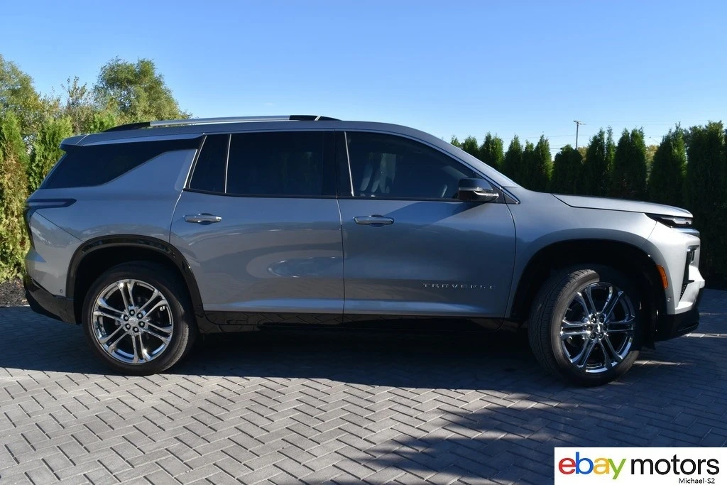2025 Chevrolet Traverse - Image 4 of 21