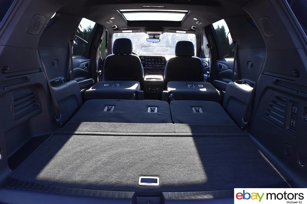 2025 Chevrolet Traverse - Image 16 of 21